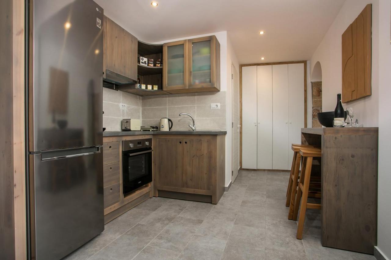 Pera Houses 2-Bedroom In The Center Of Lindos Exterior foto